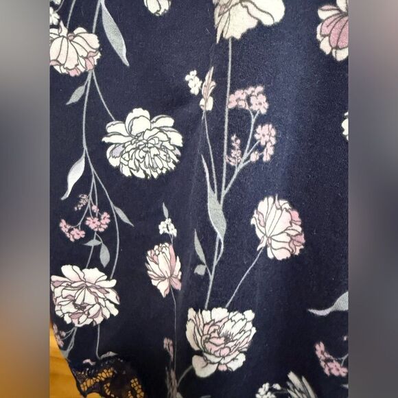 Laura Ashley floral pajama tank top size M - Picture 3 of 12